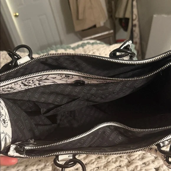 Steve Madden Monochrome Floral Tote - Picture 3 of 4